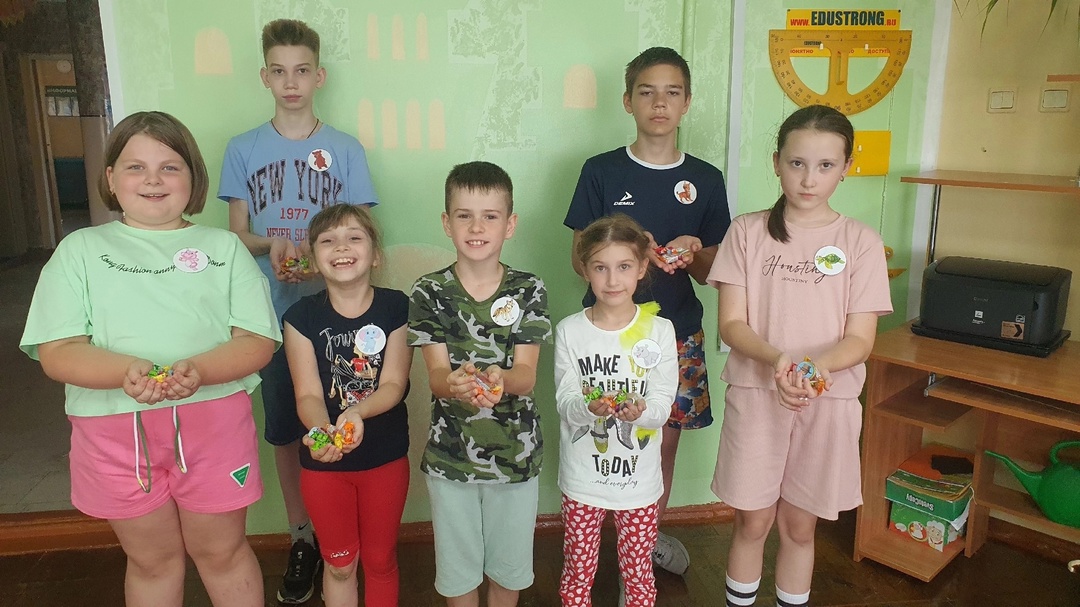 Сегодня в нашем лагере «Смородинка» прошла спортивно-развлекательная игра «Зов джунглей»..