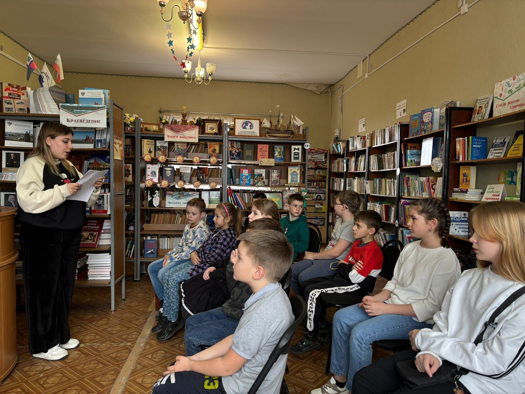 К Международному Дню детской книги в библиотеке с. Смородино прошло литературное путешествие по сказкам!.