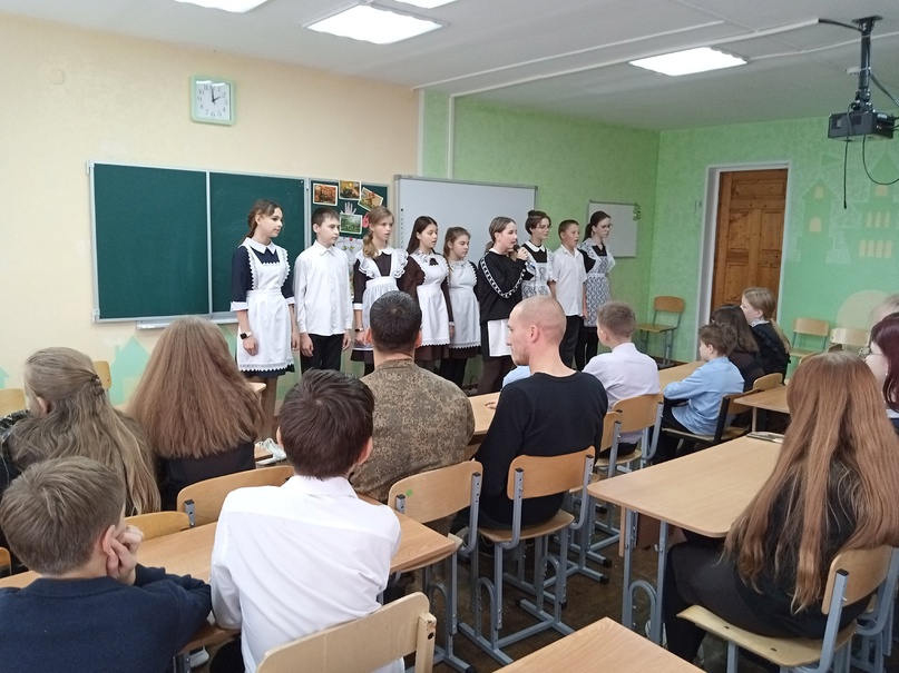 Сегодня в нашей школе прошла встреча с участником СВО.